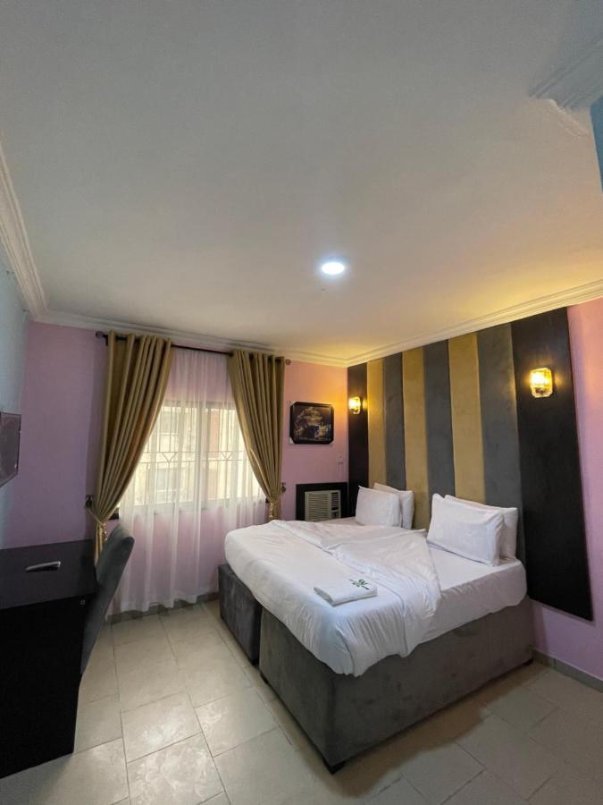 Alluring View Hotel - Allen Avenue Lagos Eksteriør bilde