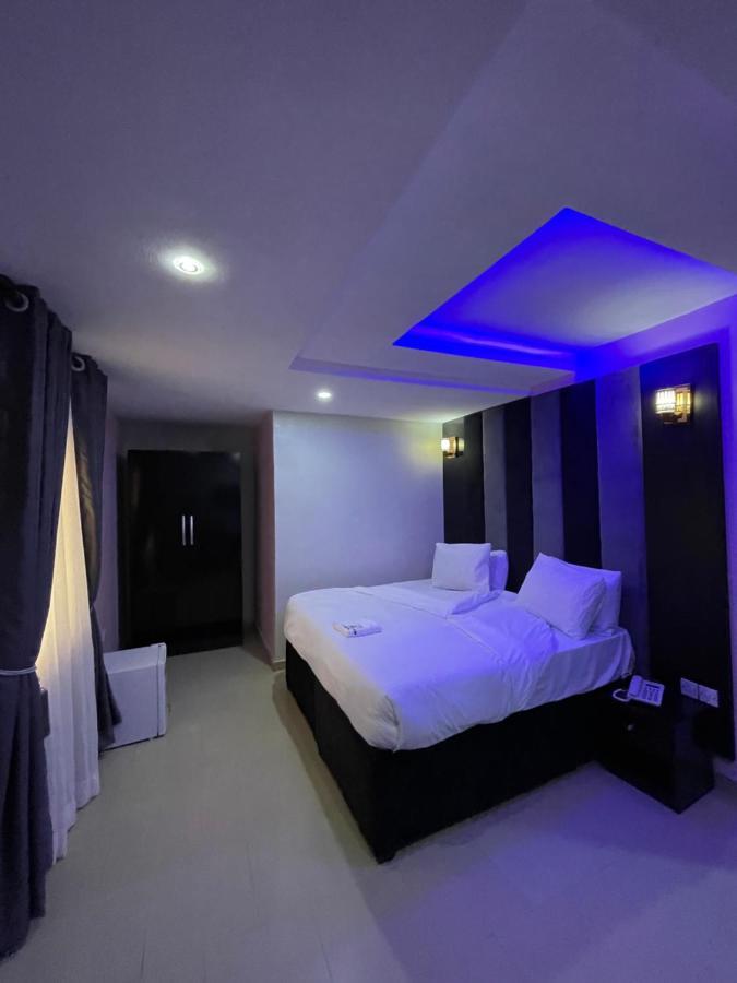 Alluring View Hotel - Allen Avenue Lagos Eksteriør bilde